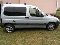 Grau Gebraucht 2005 Citroën Berlingo Advance Van / Kleinbus | 800 € (Superpreis)