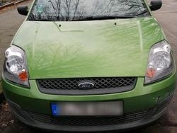 Grün Gebraucht 2006 Ford Fiesta Kleinwagen | 999 € (Guter Preis)