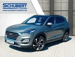 Olivine grey / mic Gebraucht 2020 Hyundai Tucson Premium SUV | 23.890 € (Guter Preis)