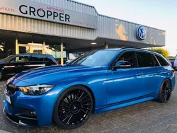 Estorilblau 2 metallic Gebraucht 2018 BMW 330 M Sport Kombi | 25.799 € (Etwas zu teuer)