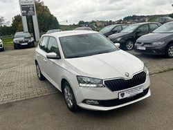 Weiß Gebraucht 2019 Skoda Fabia Ambition Limousine | 8.500 € (Fairer Preis)
