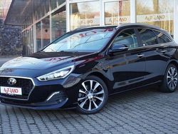 Schwarz Gebraucht 2019 Hyundai i30 Premium Kombi | 21.490 € (Teuer)