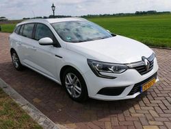 Weiß Gebraucht 2019 Renault Mégane IV Zen Kombi | 7.985 € (Etwas zu teuer)