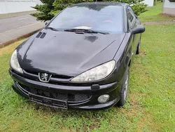 Schwarz Gebraucht 2003 Peugeot 206 CC Cabrio | 1.700 € (Fairer Preis)