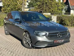 Grau Gebraucht 2020 Mercedes E300 Kombi | 26.900 €