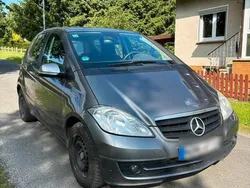 Grau Gebraucht 2010 Mercedes A180 Limousine | 3.000 € (Guter Preis)