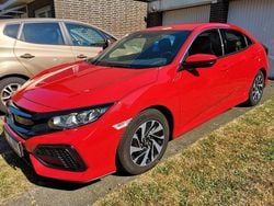 Rot Gebraucht 2018 Honda Civic Comfort Limousine | 11.900 € (Guter Preis)