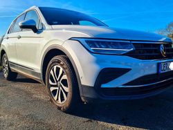 Weiß Gebraucht 2022 VW Tiguan Active SUV | 28.600 € (Fairer Preis)