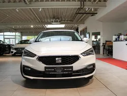 Weiß Gebraucht 2022 Seat Leon Style Limousine | 22.990 € (Fairer Preis)