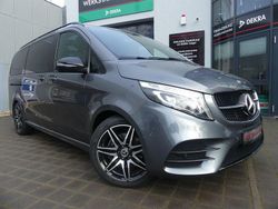 Grau Gebraucht 2020 Mercedes V250 Avantgarde Van / Kleinbus | 53.800 € (Teuer)