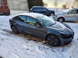 Grau Gebraucht 2022 Tesla Model 3 RWD Limousine | 22.900 € (Guter Preis)