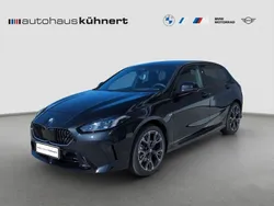Schwarz Neu 2025 BMW 120 M Sport Kleinwagen | 43.490 € (Etwas zu teuer)