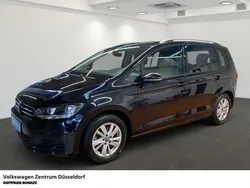 Schwarz Gebraucht 2024 VW Touran Comfortline Van / Kleinbus | 32.980 € (Fairer Preis)