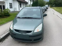 Grün Gebraucht 2006 Mitsubishi Colt Van / Kleinbus | 1.290 € (Fairer Preis)