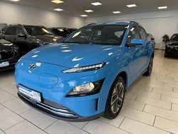 Blau Gebraucht 2022 Hyundai Kona Select SUV | 16.400 € (Superpreis)