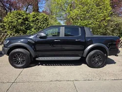 Schwarz (metallic) Gebraucht 2022 Ford Ranger Raptor Abholung | 40.990 € (Superpreis)
