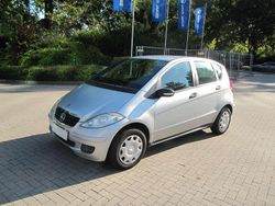 Silber Gebraucht 2005 Mercedes A150 Classic Limousine | 3.400 € (Fairer Preis)