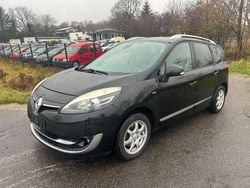 Schwarz Gebraucht 2013 Renault Scénic III Bose Edition Van / Kleinbus | 4.399 € (Guter Preis)