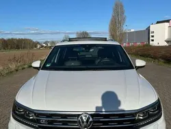 Weiß Gebraucht 2020 VW Tiguan Highline SUV | 37.500 € (Teuer)