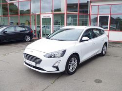 Weiß Gebraucht 2021 Ford Focus Cool & Connect Limousine | 17.590 € (Fairer Preis)