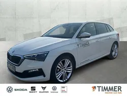 Candyweiß Gebraucht 2023 Skoda Scala Tour Kleinwagen | 40.066 €