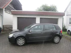 Schwarz Gebraucht 2004 VW Golf V Comfortline Limousine | 1.990 € (Guter Preis)