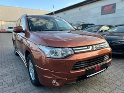 Braun Gebraucht 2013 Mitsubishi Outlander SUV | 10.999 € (Teuer)