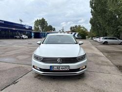Weiß Gebraucht 2019 VW Passat Limousine | 12.299 € (Superpreis)