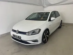 Weiß Gebraucht 2019 VW Golf VII Comfortline Limousine | 14.222 € (Guter Preis)