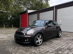 Braun Gebraucht 2011 Mini ONE Kleinwagen | 5.790 € (Etwas zu teuer)
