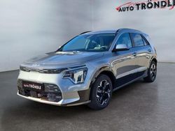 Grau Gebraucht 2024 Kia e-Niro Inspiration SUV | 31.980 € (Etwas zu teuer)