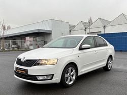 Weiß Gebraucht 2013 Skoda Rapid Sport Limousine | 7.900 € (Guter Preis)