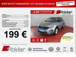 Pyritsilber metallic Gebraucht 2024 VW T-Roc Life SUV | 24.889 € (Superpreis)