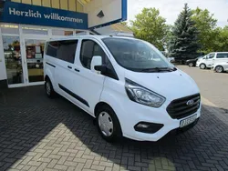 Weiß Gebraucht 2019 Ford Transit Van / Kleinbus | 21.990 € (Teuer)