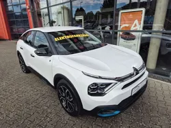 Weiß Gebraucht 2022 Citroën e-C4 Feel Limousine | 23.990 € (Teuer)