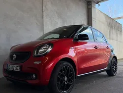 Rot Gebraucht 2015 Smart ForFour Edition #1 Kleinwagen | 7.399 € (Fairer Preis)
