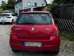 Rot Gebraucht 2010 Suzuki Swift Kleinwagen | 1.500 €