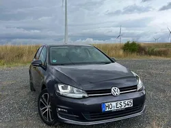 Grau Gebraucht 2015 VW Golf VII LOUNGE Limousine | 12.999 € (Fairer Preis)