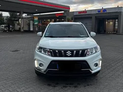 Weiß Gebraucht 2019 Suzuki Vitara SUV | 11.500 €