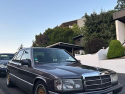 Violet Gebraucht 1991 Mercedes 190 Limousine | 8.949 €