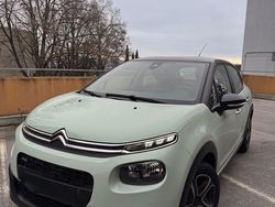 Grün Gebraucht 2017 Citroën C3 Shine Kleinwagen | 7.799 € (Fairer Preis)