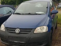 Blau Gebraucht 2006 VW Fox Kleinwagen | 888 €