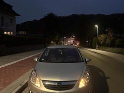 Silber Gebraucht 2010 Opel Corsa Coupé | 2.500 € (Guter Preis)