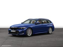 Blau Gebraucht 2024 BMW 330e Kombi | 53.546 €