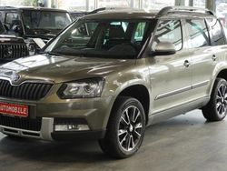 Grün Gebraucht 2016 Skoda Yeti Ambition SUV | 9.991 € (Fairer Preis)