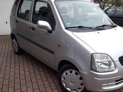 Silber Gebraucht 2003 Opel Agila Kleinwagen | 2.390 € (Teuer)