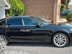Schwarz Gebraucht 2018 Audi A4 Kombi | 18.000 € (Fairer Preis)