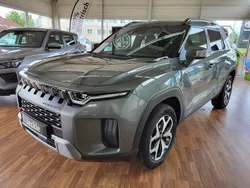 Forest green Neu 2025 Ssangyong Torres SUV | 28.990 €