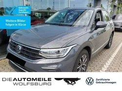 Delfingrau metallic Gebraucht 2022 VW Tiguan Life SUV | 27.390 € (Guter Preis)