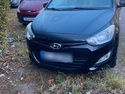Schwarz Gebraucht 2013 Hyundai i20 Kleinwagen | 4.350 € (Fairer Preis)